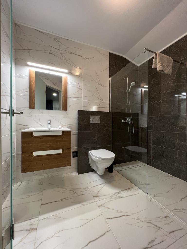 Nova Cervus Hotel Busteni Luaran gambar